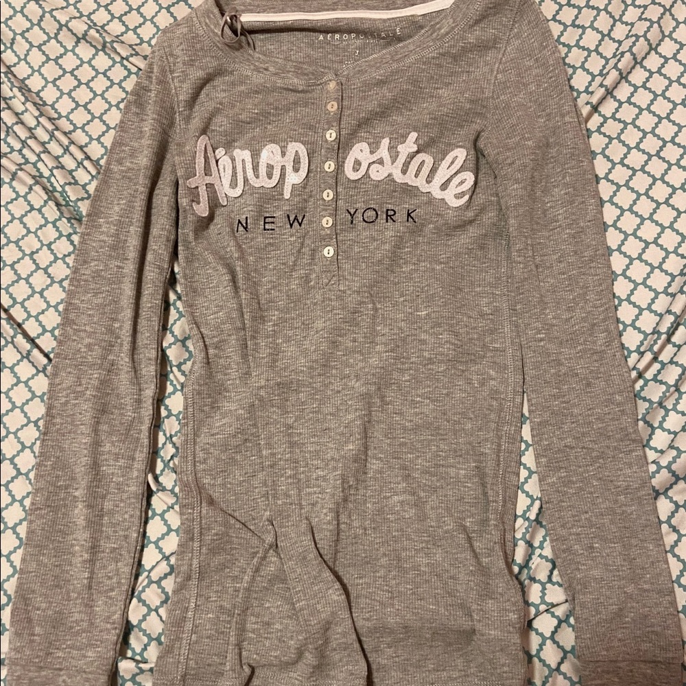 Gray Long Sleeves Shirt